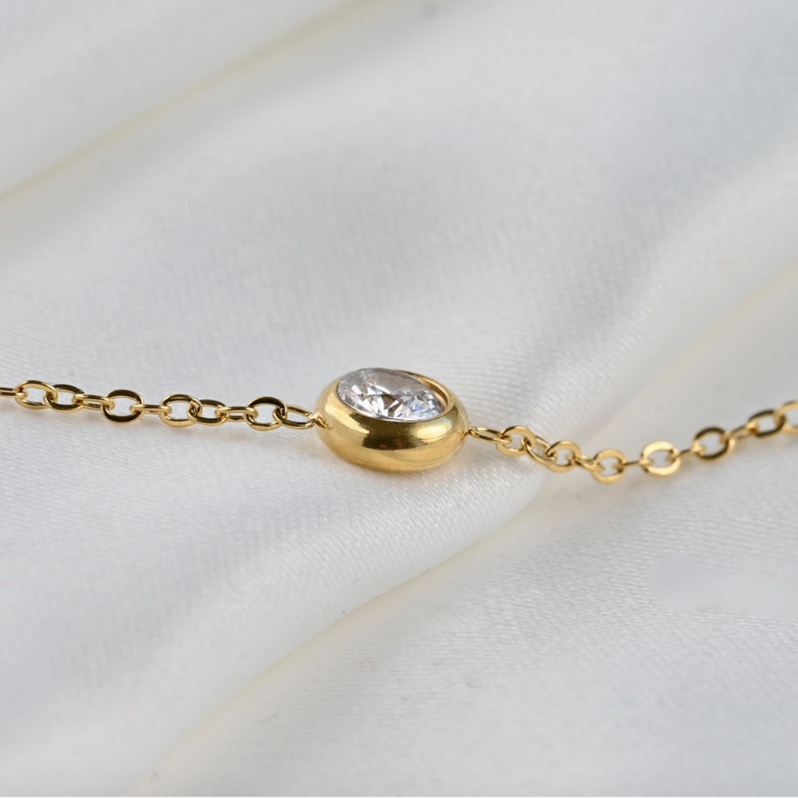 Blueyejewelry Bezel Station Necklace - Diamond Satellite Necklace 4